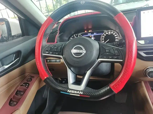 Nissan Teana — Фото автомобиля 10