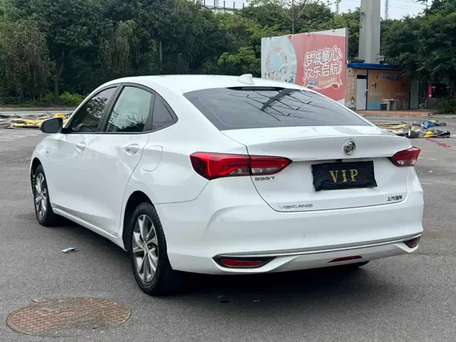 Buick Verano — Фото автомобиля 9