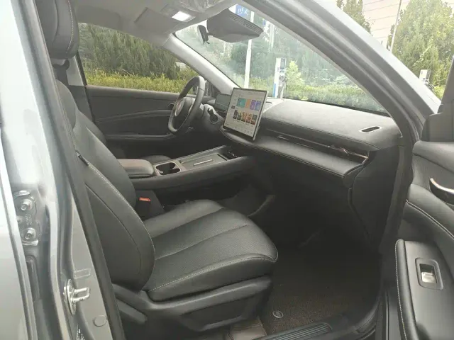 Baojun Yunhai — Фото автомобиля 23