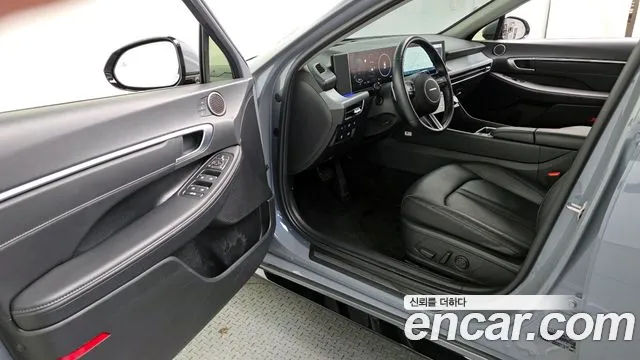Hyundai Sonata — Фото автомобиля 8