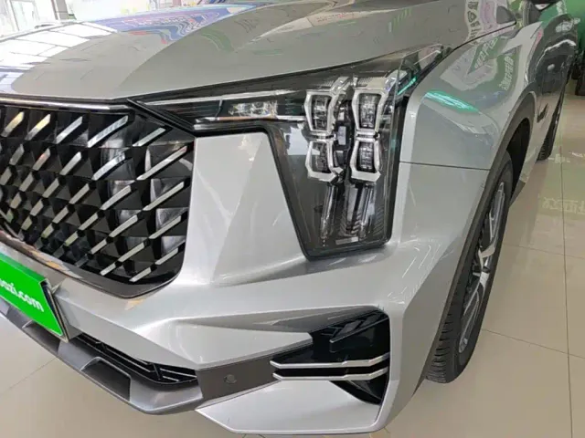 GAC Trumpchi GS8 — Фото автомобиля 23