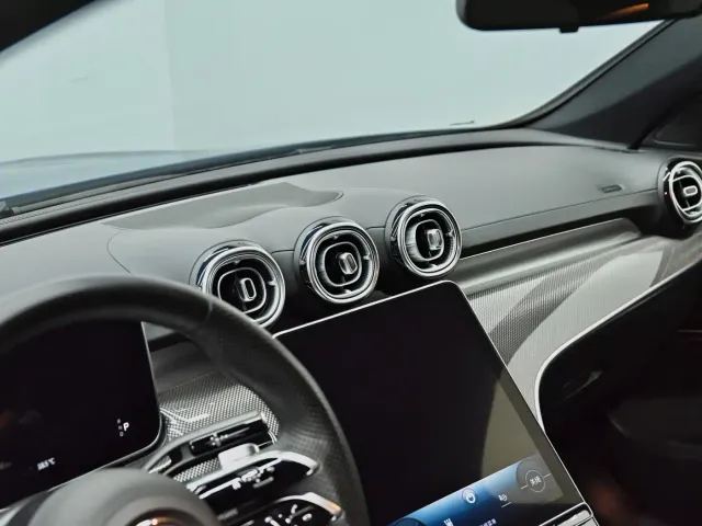 Mercedes-Benz C-Class — Фото автомобиля 16
