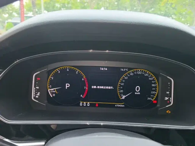 Volkswagen Passat — Фото автомобиля 11