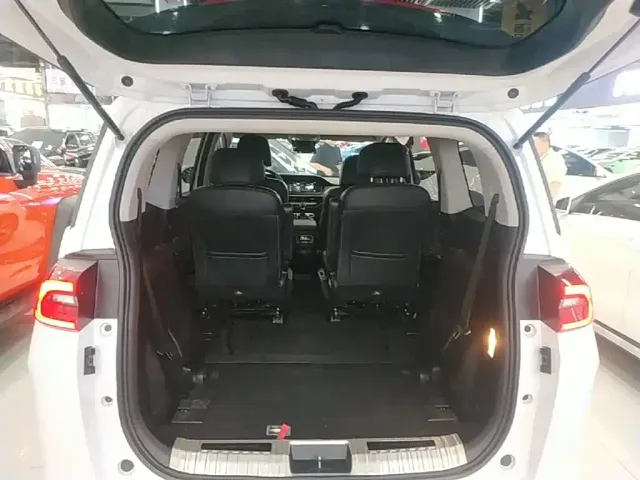 GAC Trumpchi M6 — Фото автомобиля 18