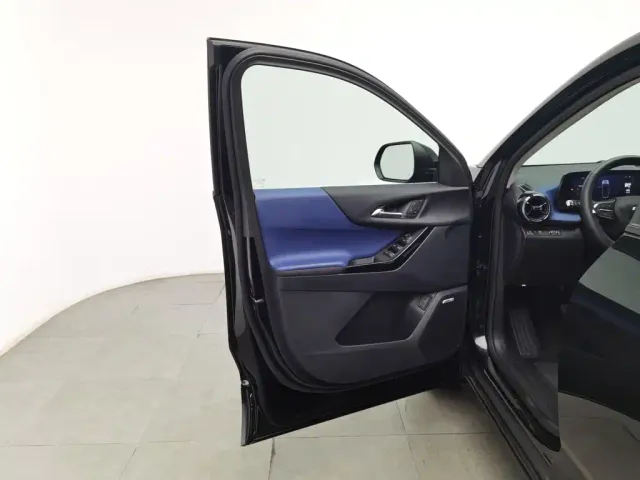 Chevrolet Equinox Plus — Фото автомобиля 8