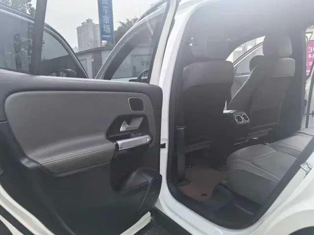 Mercedes-Benz EQB — Фото автомобиля 26