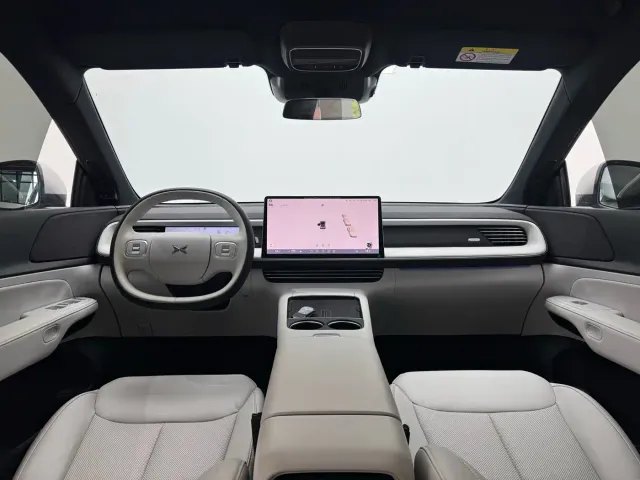 Xpeng G6 — Фото автомобиля 6
