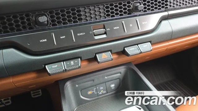 Kia Tasman Tasman 2.5T Бензин 4WD — Фото автомобиля 17