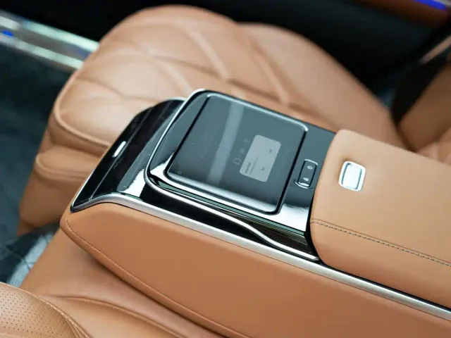 Mercedes-Benz Maybach S-Class — Фото автомобиля 12