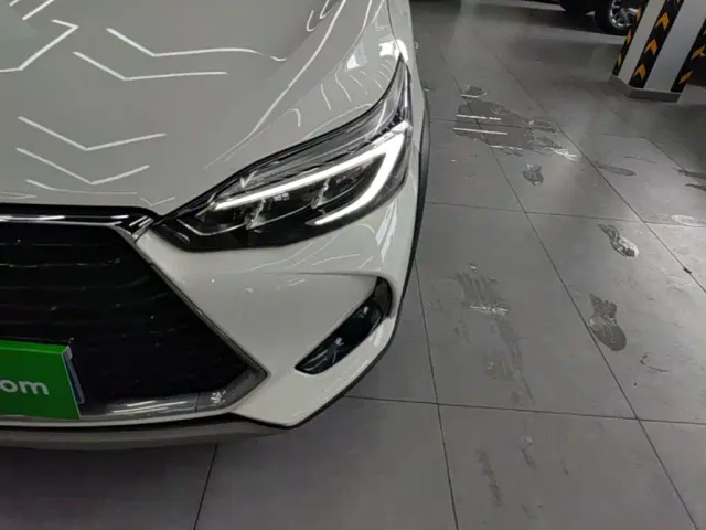 Toyota YARiS L Zhi Xuan — Фото автомобиля 23