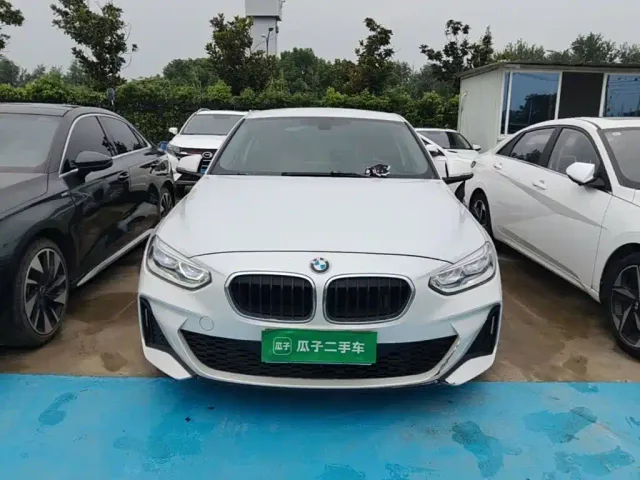 BMW 1 Series — Фото автомобиля 2