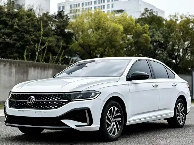 Фотография автомобиля — Volkswagen Lavida