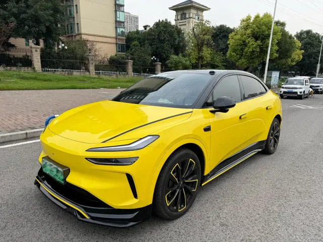 Фотография автомобиля — Onvo L60