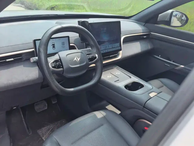 Dongfeng eπ 008 — Фото автомобиля 11