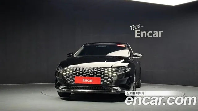 Hyundai Grandeur Grandeur (New) — Фото автомобиля 2
