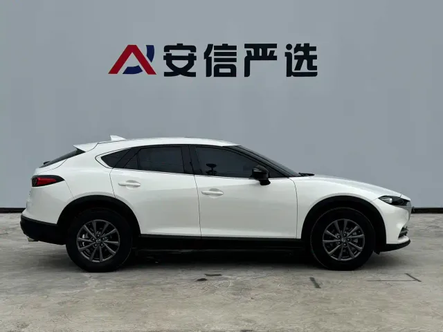 Mazda CX-4 — Фото автомобиля 7