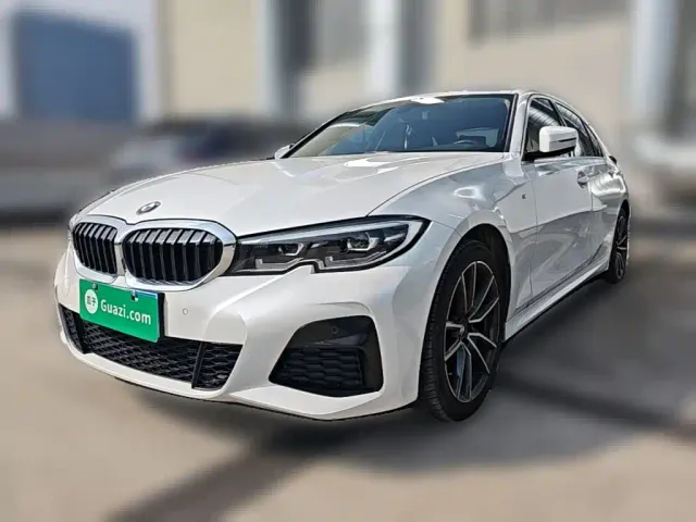 Фотография автомобиля — BMW 3 Series