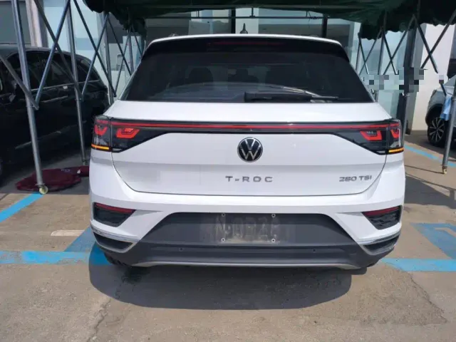 Volkswagen T-Roc — Фото автомобиля 5