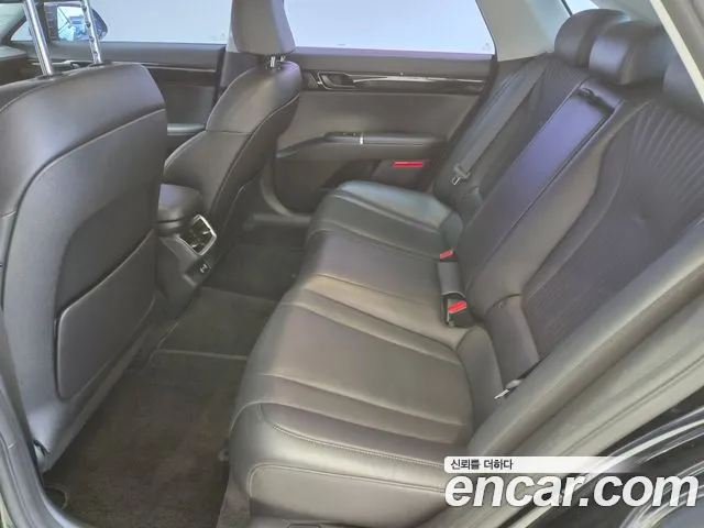Hyundai Grandeur GN7 — Фото автомобиля 9