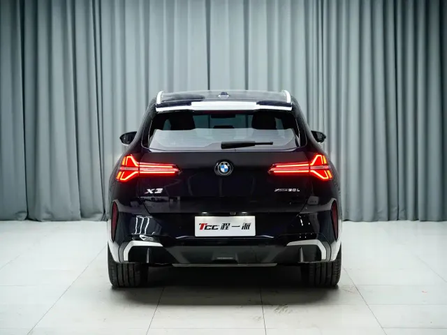 BMW X3 — Фото автомобиля 7
