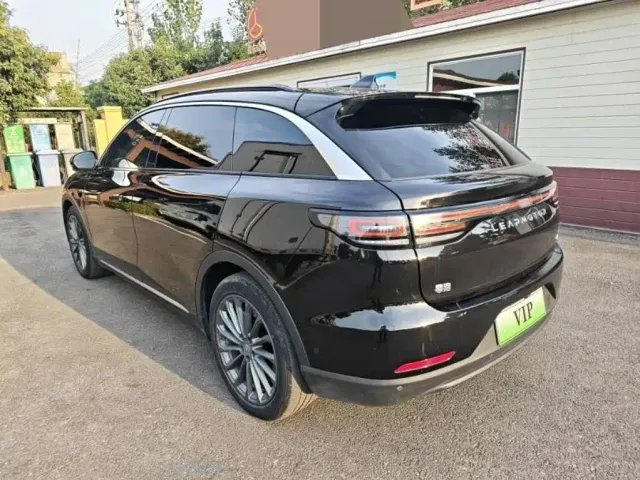 Leapmotor C11 — Фото автомобиля 7