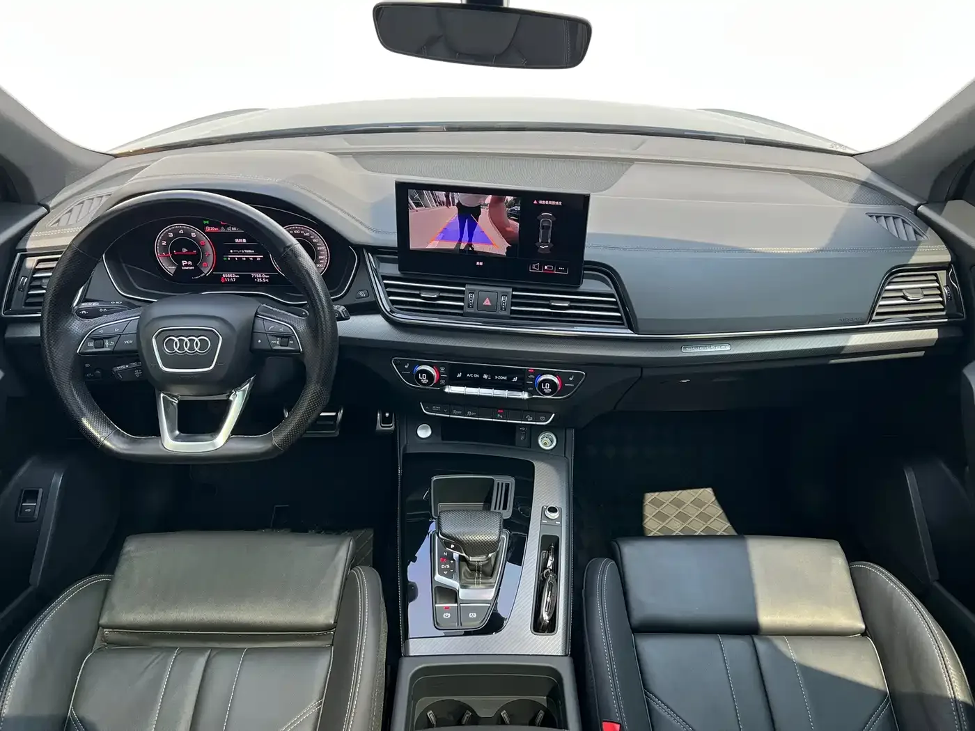 Audi Audi Q5L 2024 Model 40 TFSI Luxury Dynamic — Фото автомобиля 6