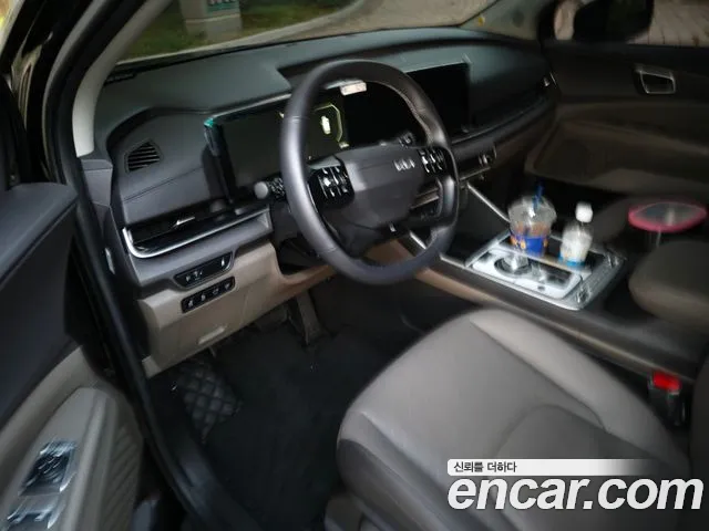Kia Carnival Generation 4 — Фото автомобиля 7