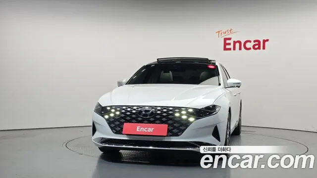 Hyundai Grandeur Grandeur (New) — Фото автомобиля 3