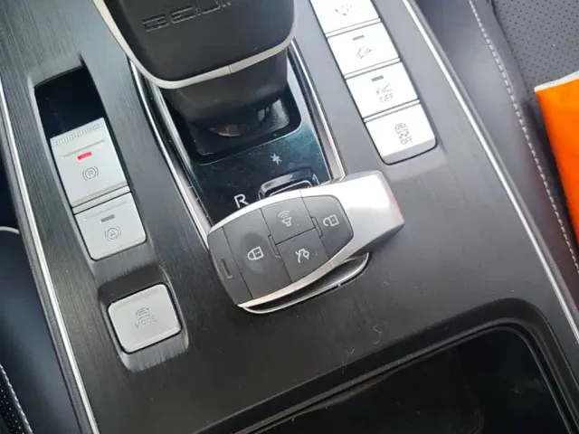 BAIC Beijing EU5 PLUS — Фото автомобиля 8
