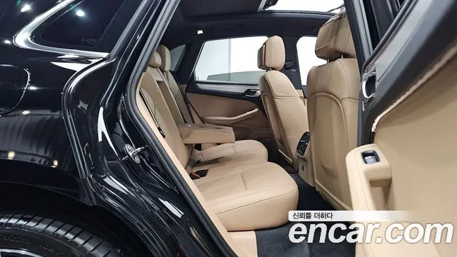Porsche Macan — Фото автомобиля 12