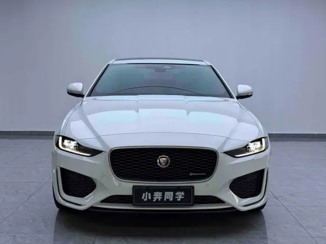 Jaguar XEL — Фото автомобиля 2