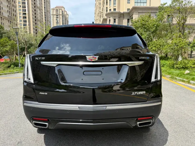 Cadillac XT5 — Фото автомобиля 7