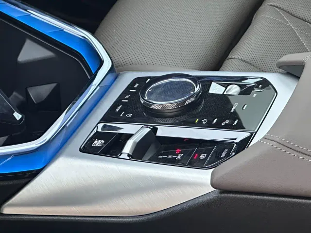 BMW X3 M50 — Фото автомобиля 13