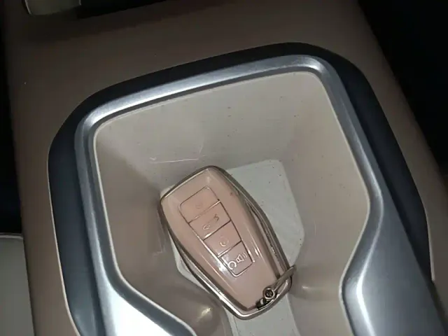 Geely Geometry E Firefly — Фото автомобиля 8