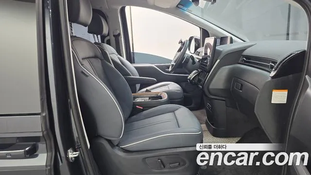 Hyundai Staria — Фото автомобиля 16