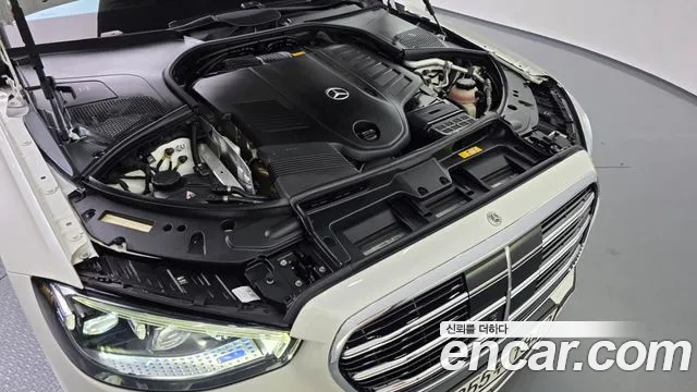 Mercedes-Benz S-Class W223 — Фото автомобиля 9