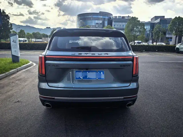 Jetour X70L — Фото автомобиля 6