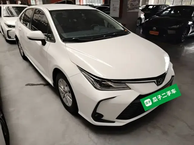 Toyota Corolla — Фото автомобиля 3