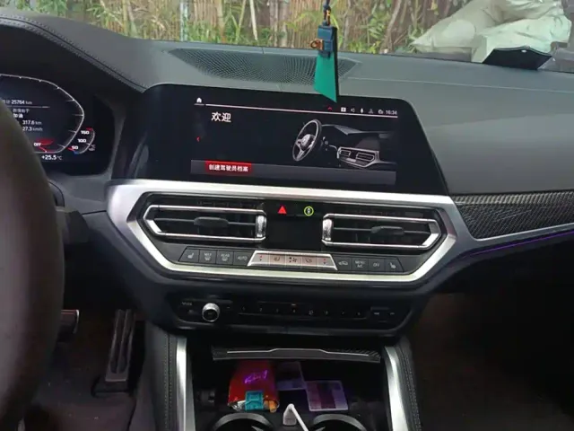 BMW M4 — Фото автомобиля 13