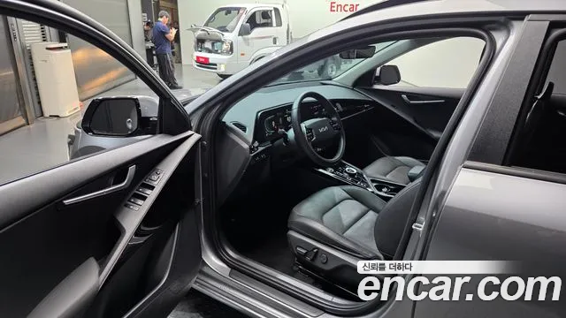 Kia Niro The All New — Фото автомобиля 10