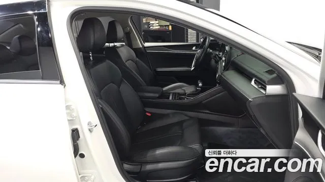 Kia K5 K5 3 поколение 2.0 LPI(Для проката) — Фото автомобиля 11