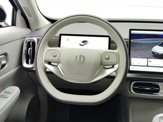 Leapmotor B10 — Фото автомобиля 15