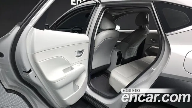 Hyundai Kona SX2 — Фото автомобиля 16