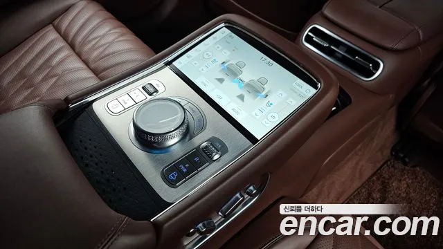 Genesis G90 — Фото автомобиля 18
