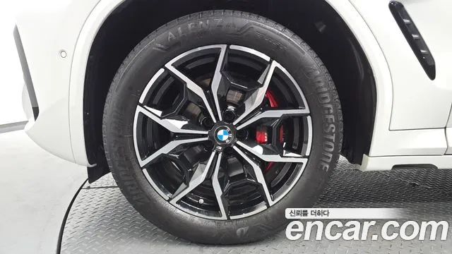 BMW X4 xDrive20i M Sport Pro — Фото автомобиля 5