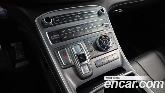 Hyundai Santafe Новый Santa Fe Дизель 2.2 4WD — Фото автомобиля 9