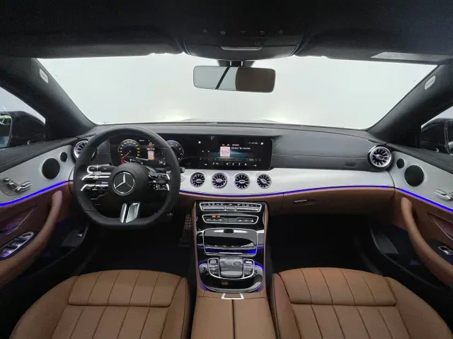 Mercedes-Benz E-Class — Фото автомобиля 19