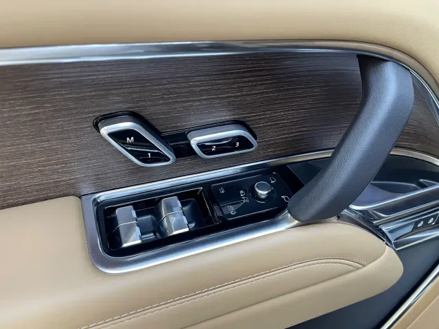 Land Rover Range Rover — Фото автомобиля 16