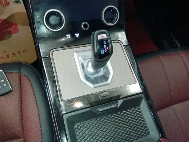 Land Rover Range Rover Evoque — Фото автомобиля 9