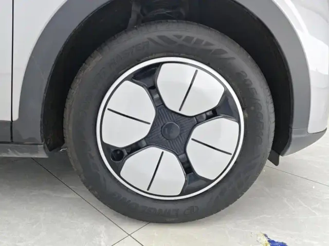 Geely Starry Wish — Фото автомобиля 6